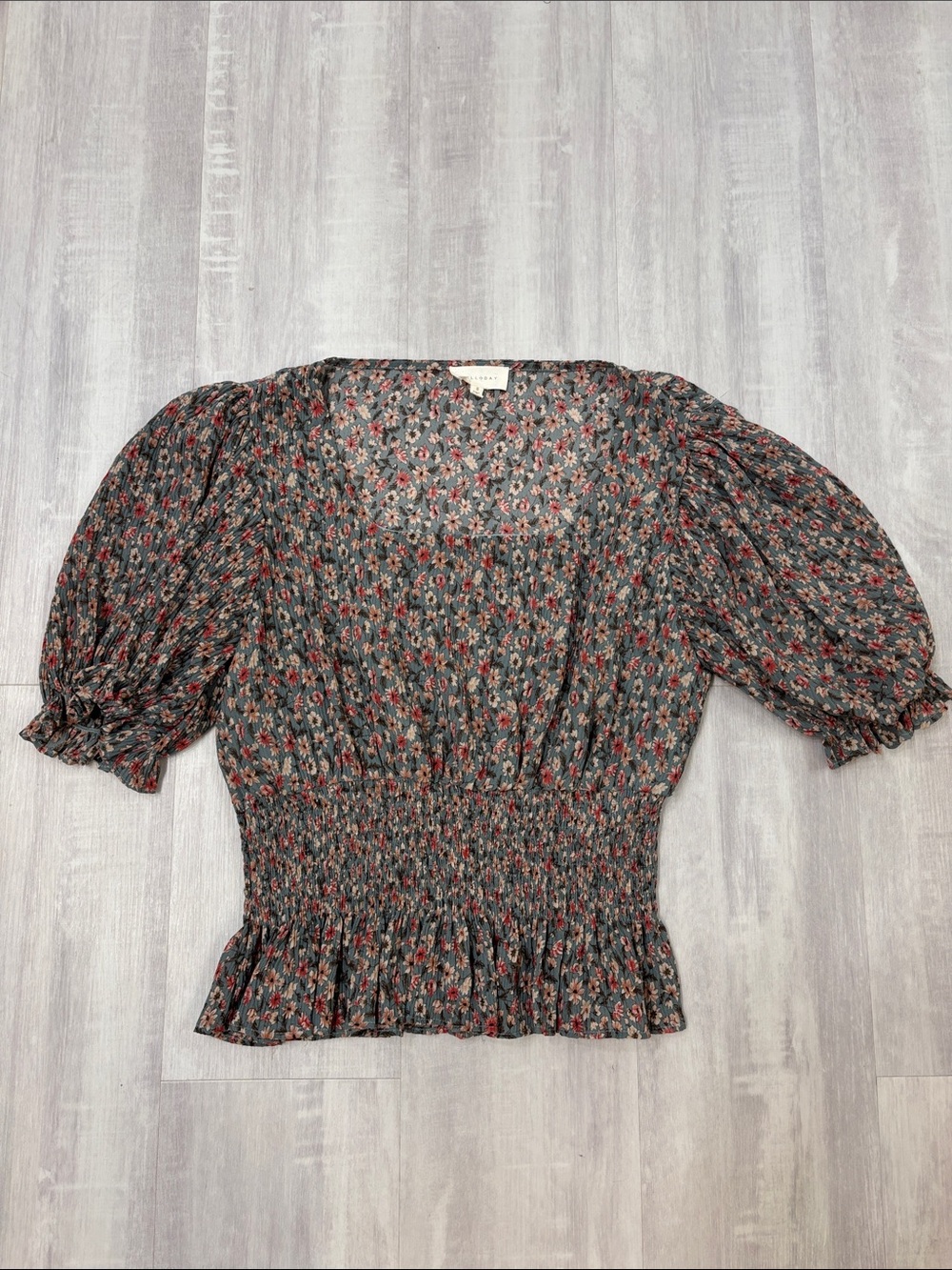 MELLODAY Blue Floral Smocked Peplum Puff Sleeve Top Small